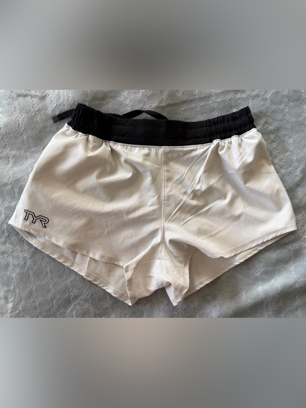 TYR Running Shorts - Size S
